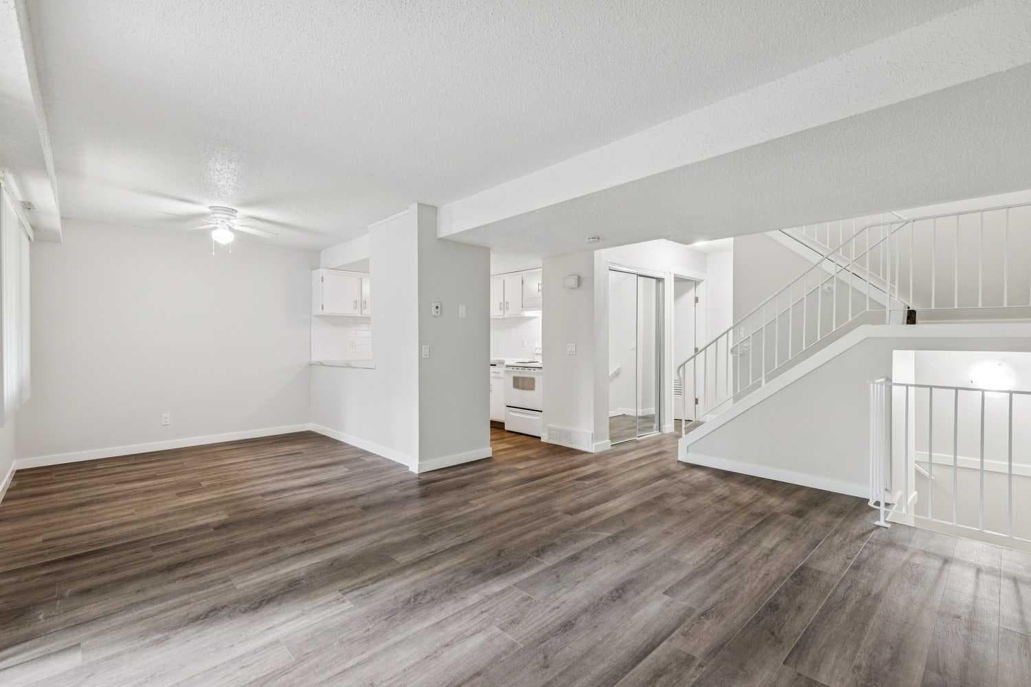 103, 2200 Woodview Drive SW