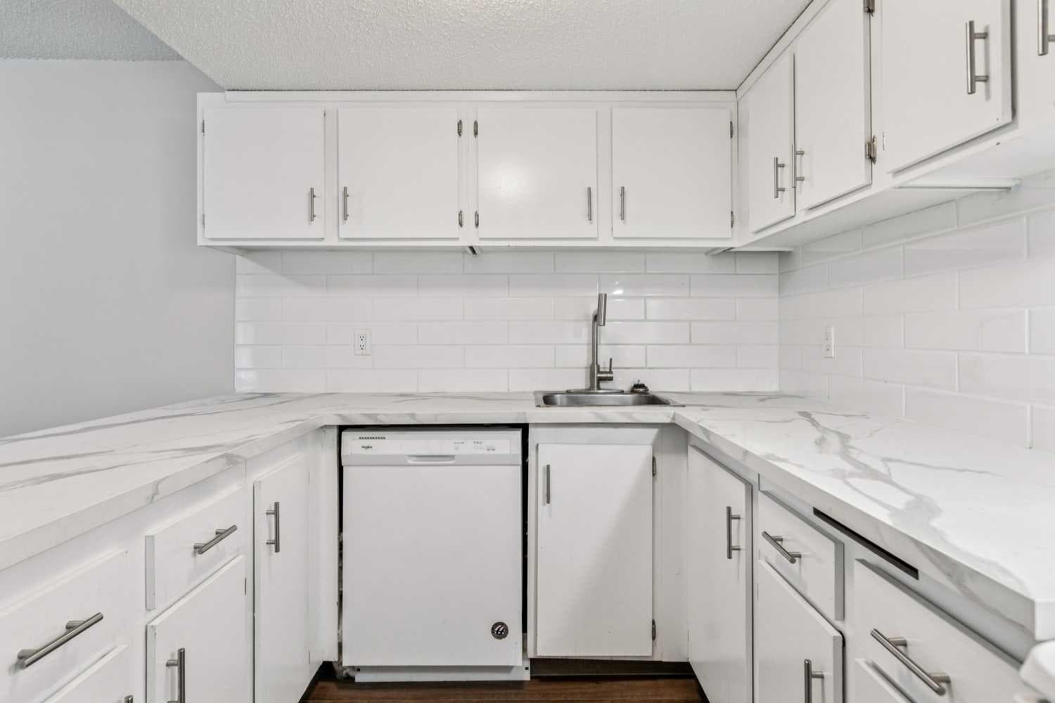 103, 2200 Woodview Drive SW