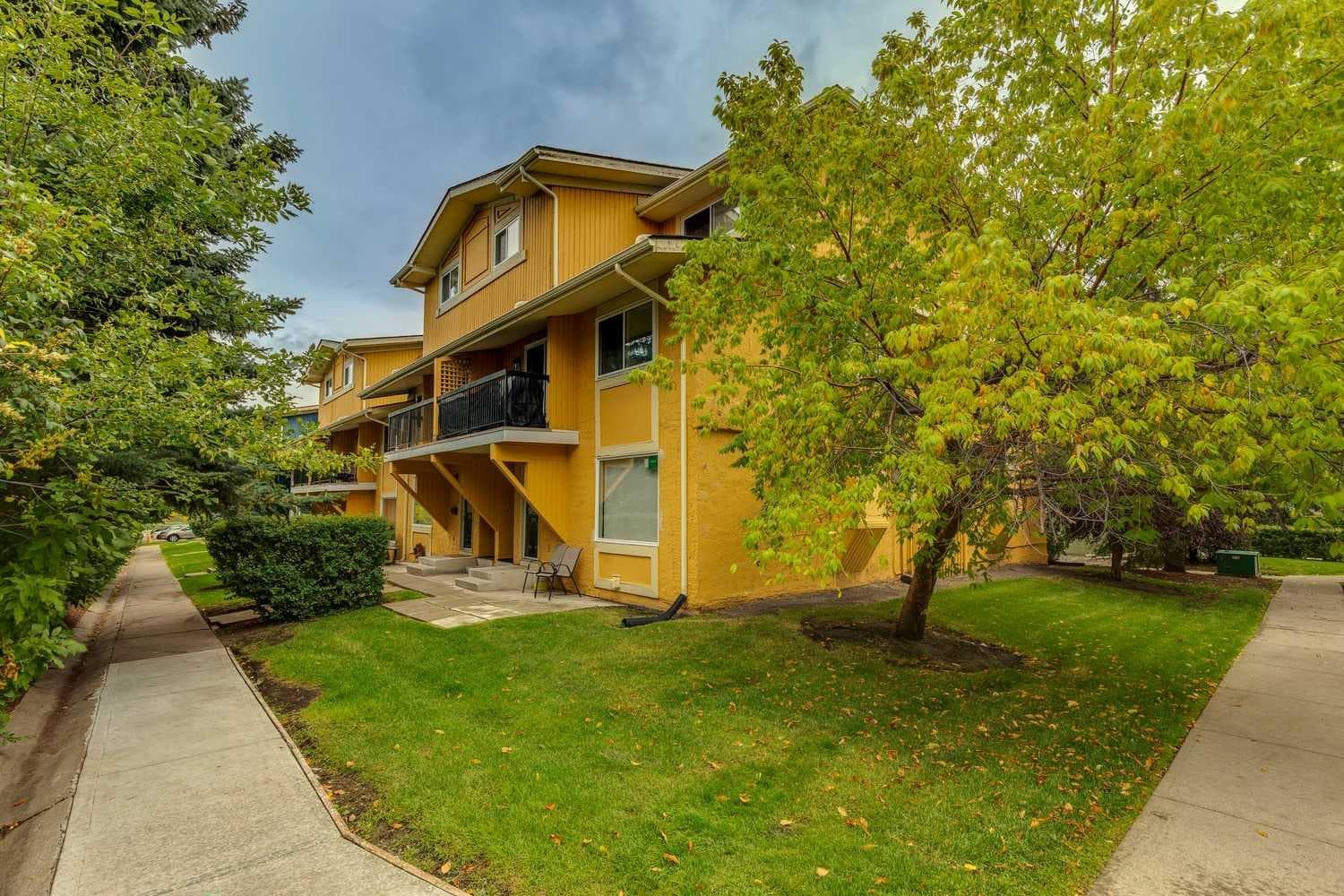 103, 2200 Woodview Drive SW