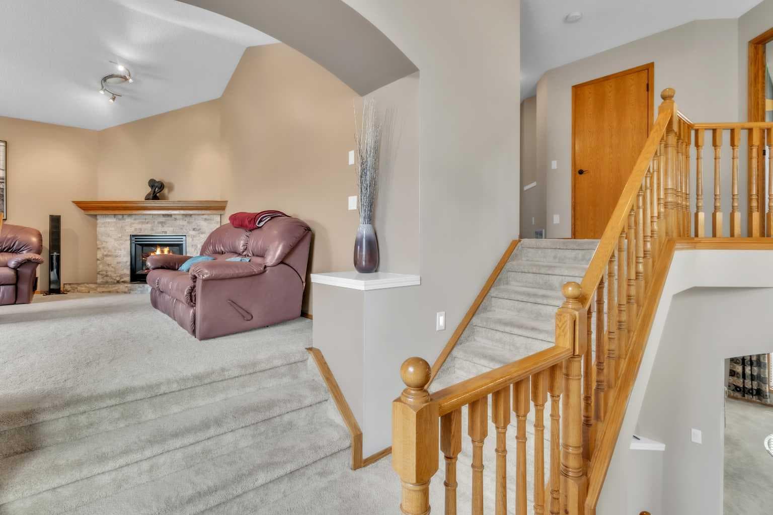7 Tuscarora Point NW