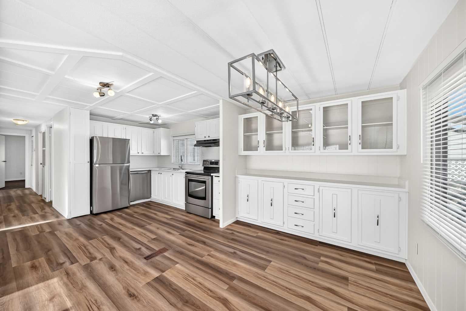 303, 99 Arbour Lake Road NW