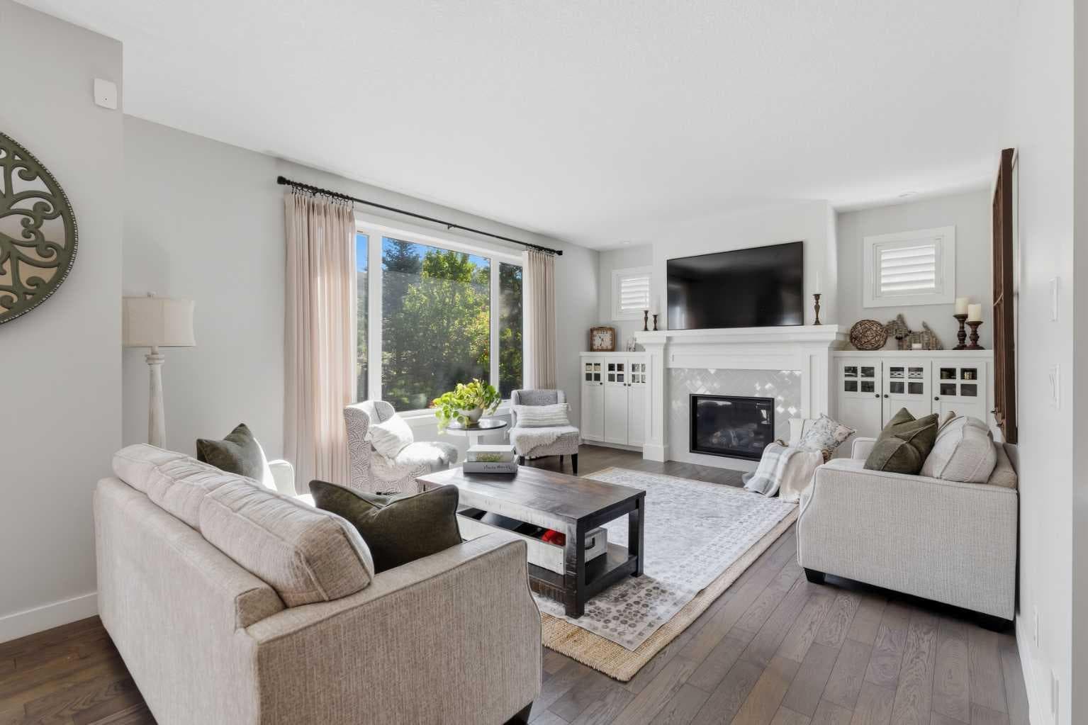 110 Cranbrook Hill SE