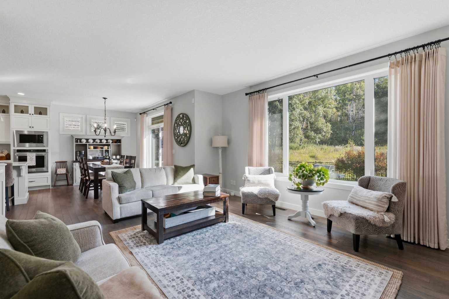 110 Cranbrook Hill SE