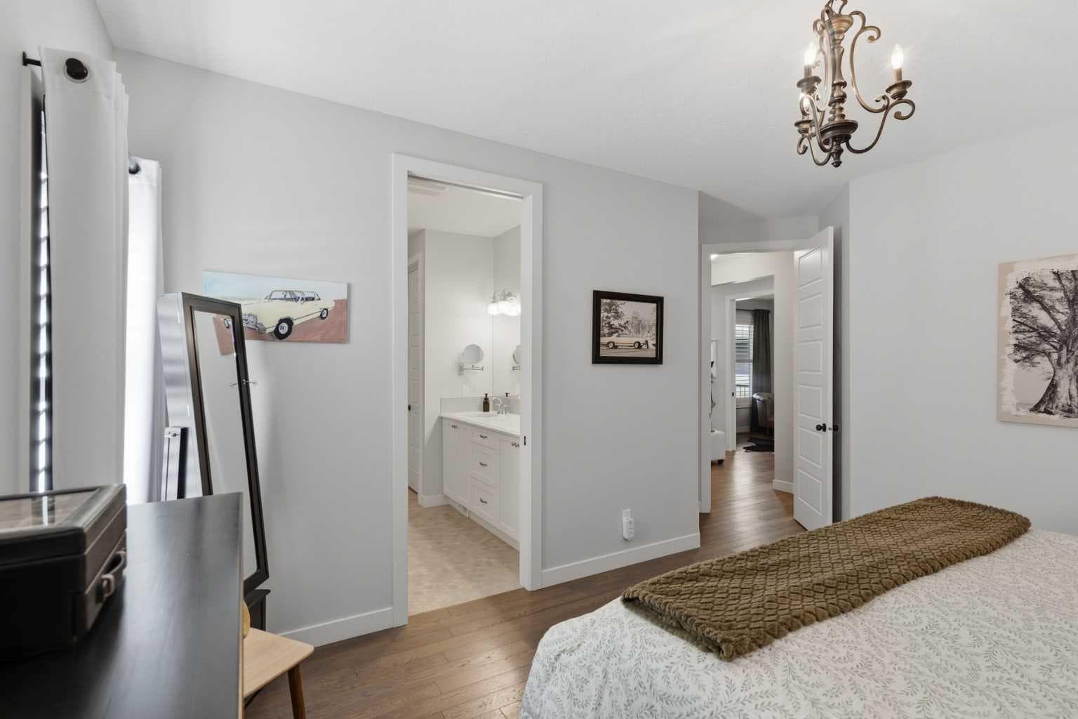 110 Cranbrook Hill SE