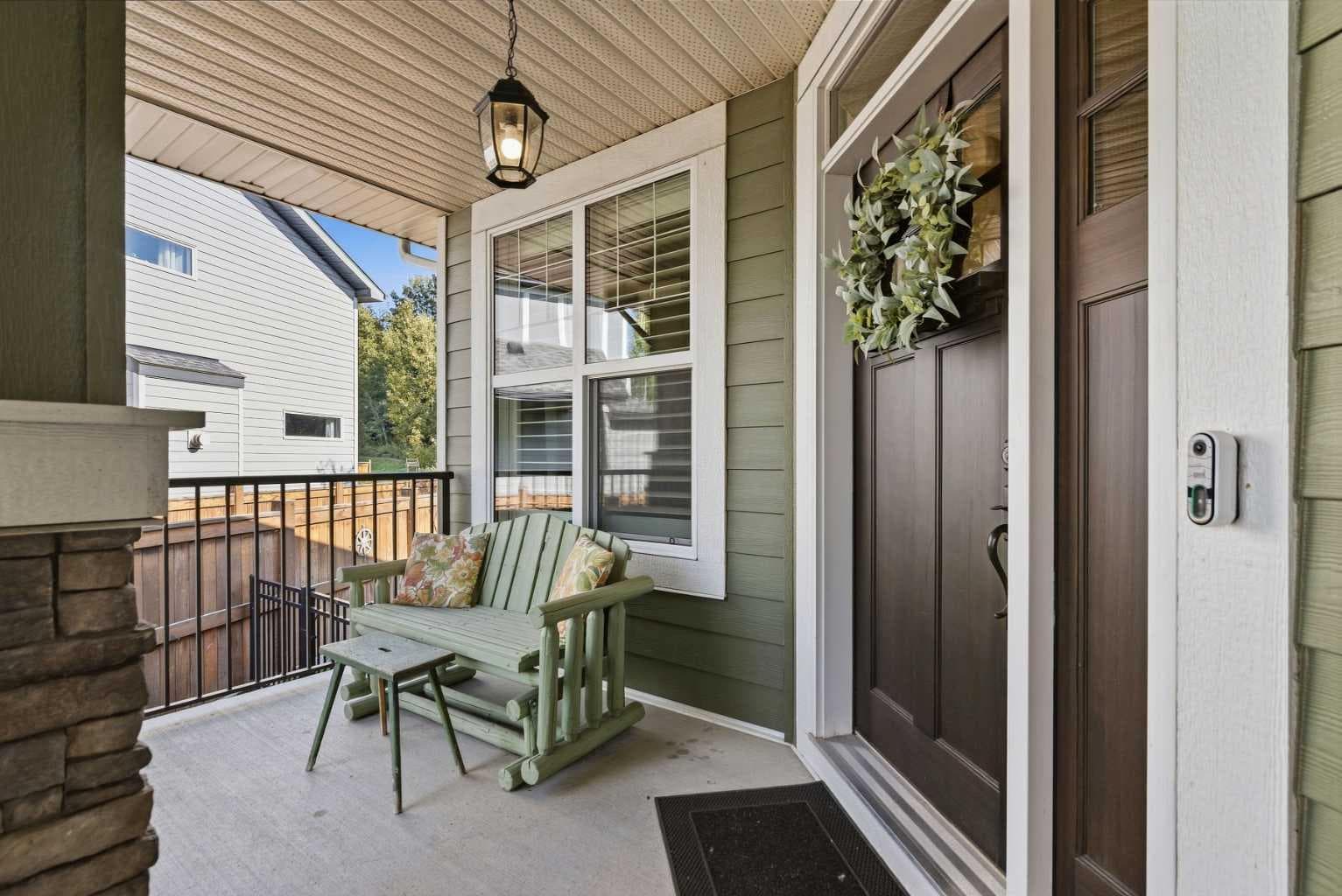110 Cranbrook Hill SE