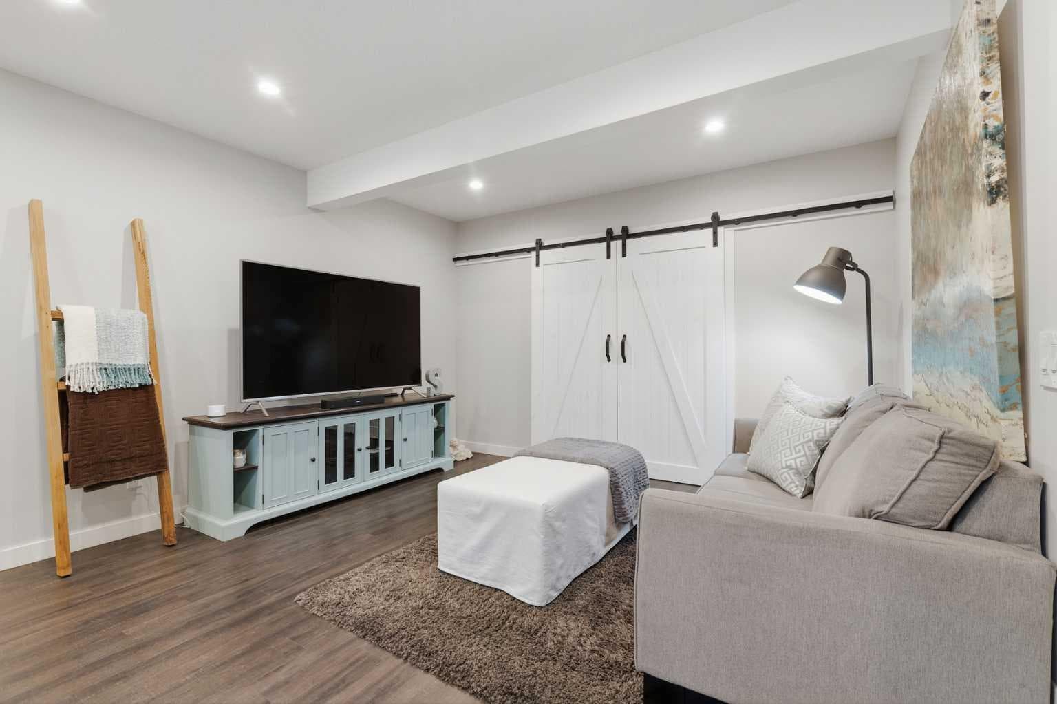 110 Cranbrook Hill SE