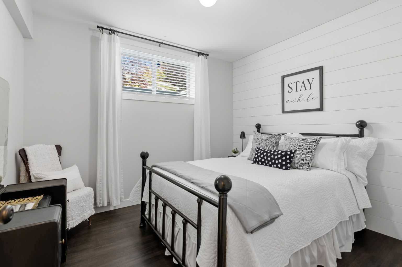 110 Cranbrook Hill SE