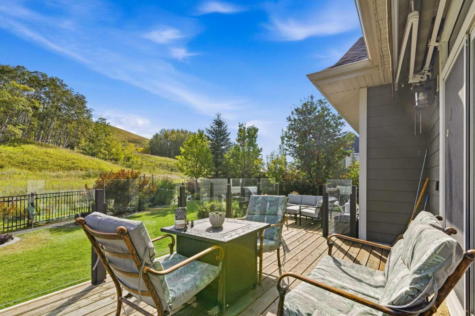 110 Cranbrook Hill SE