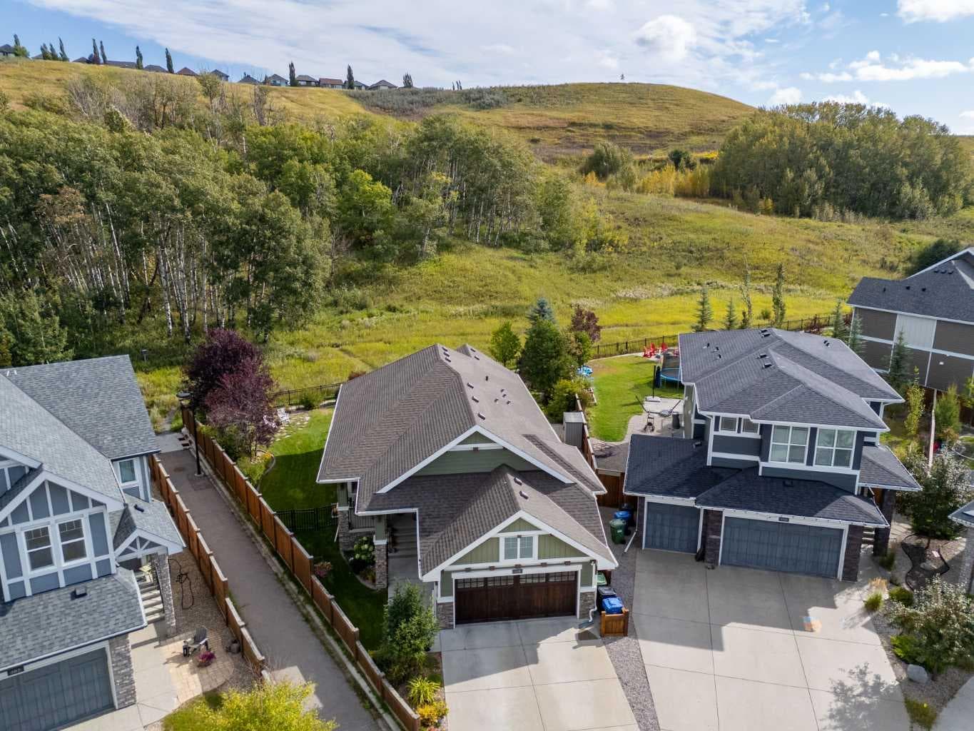 110 Cranbrook Hill SE