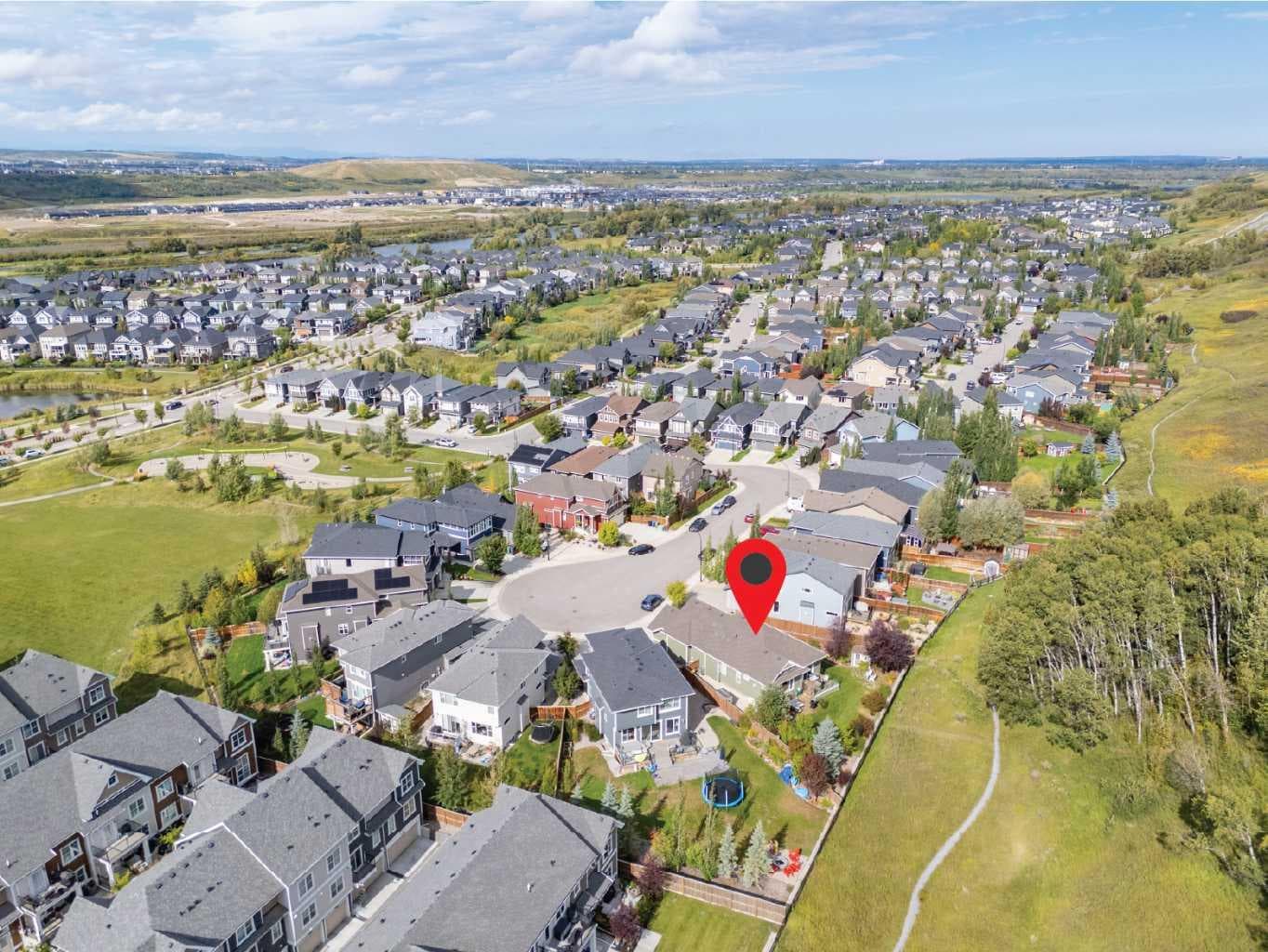 110 Cranbrook Hill SE