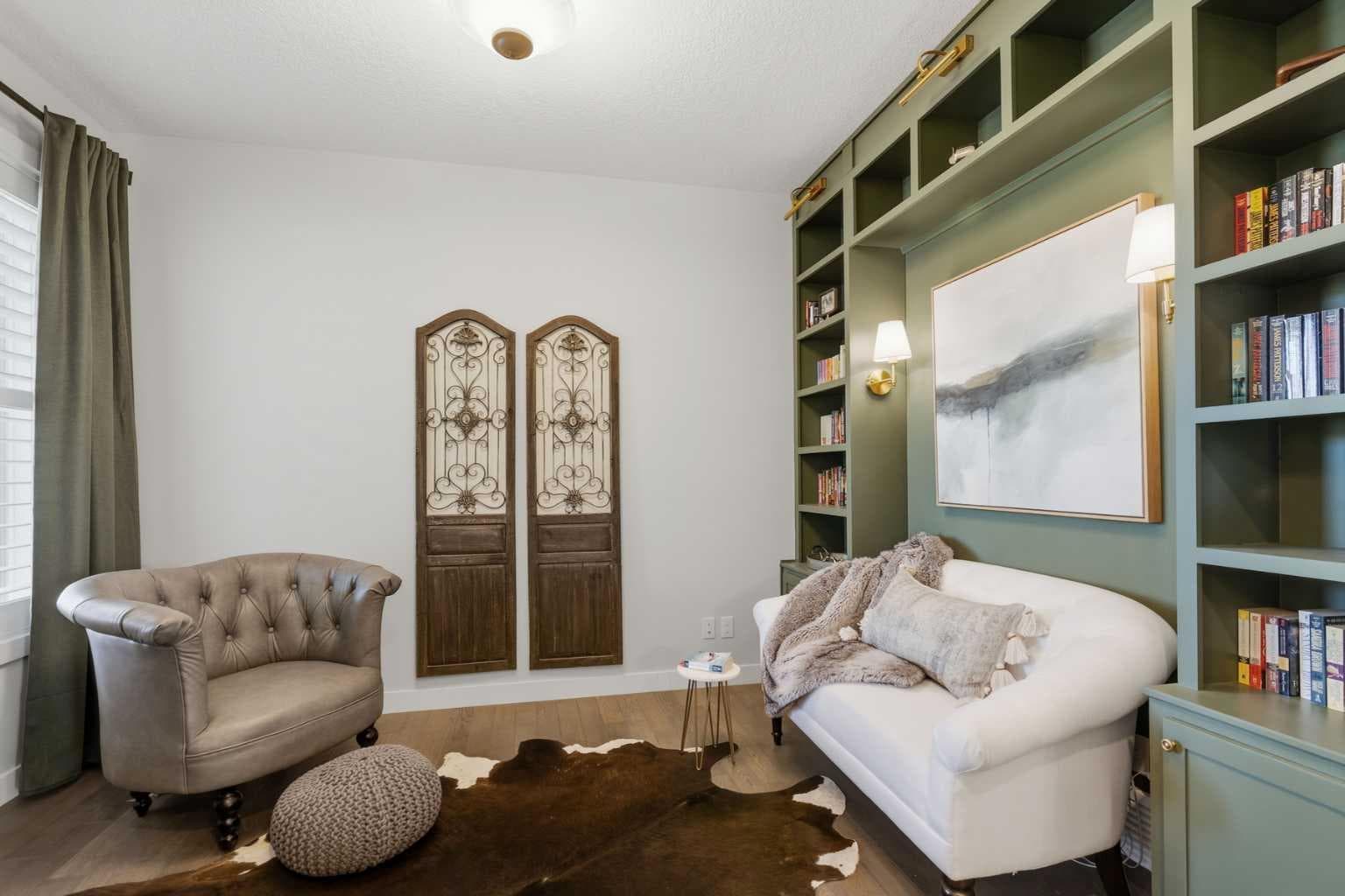 110 Cranbrook Hill SE
