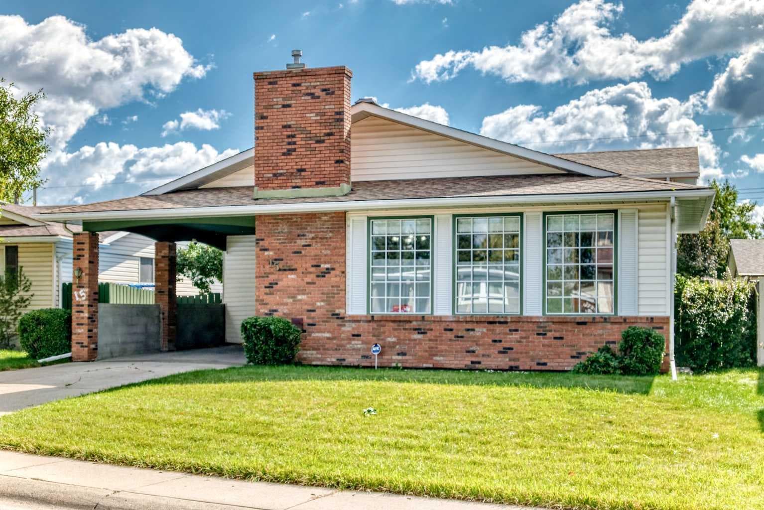 15 Maidstone Place NE