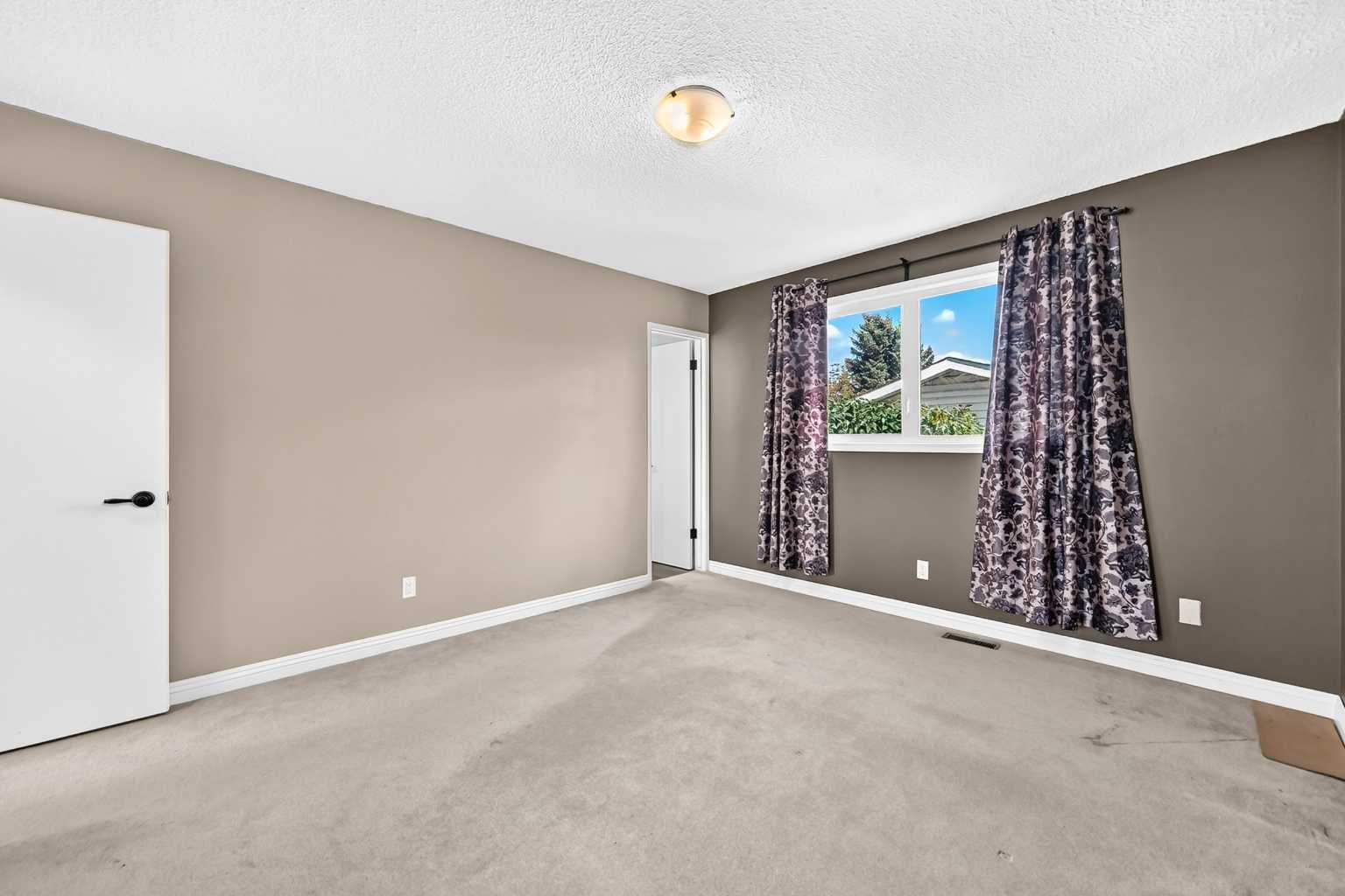 15 Maidstone Place NE