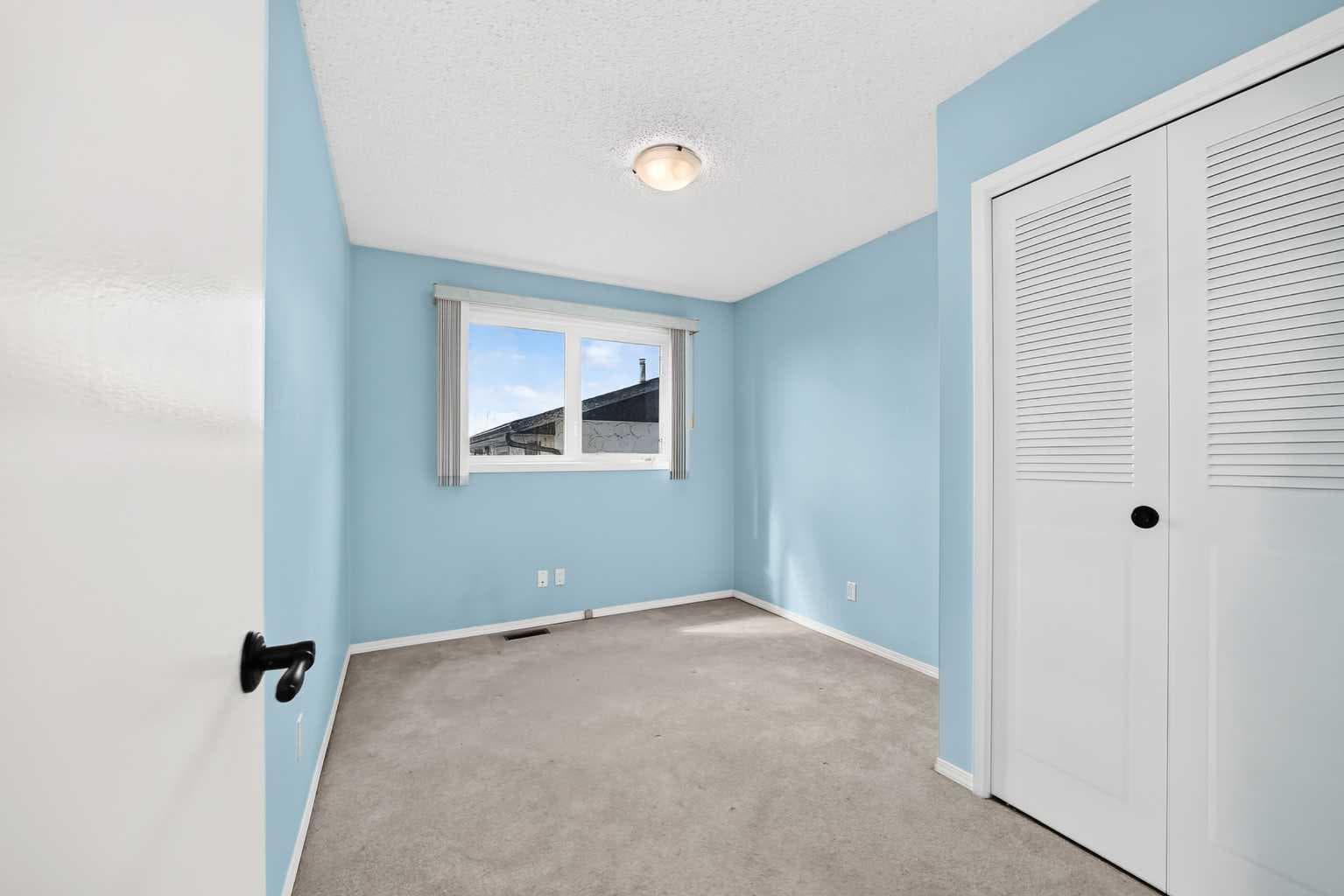 15 Maidstone Place NE