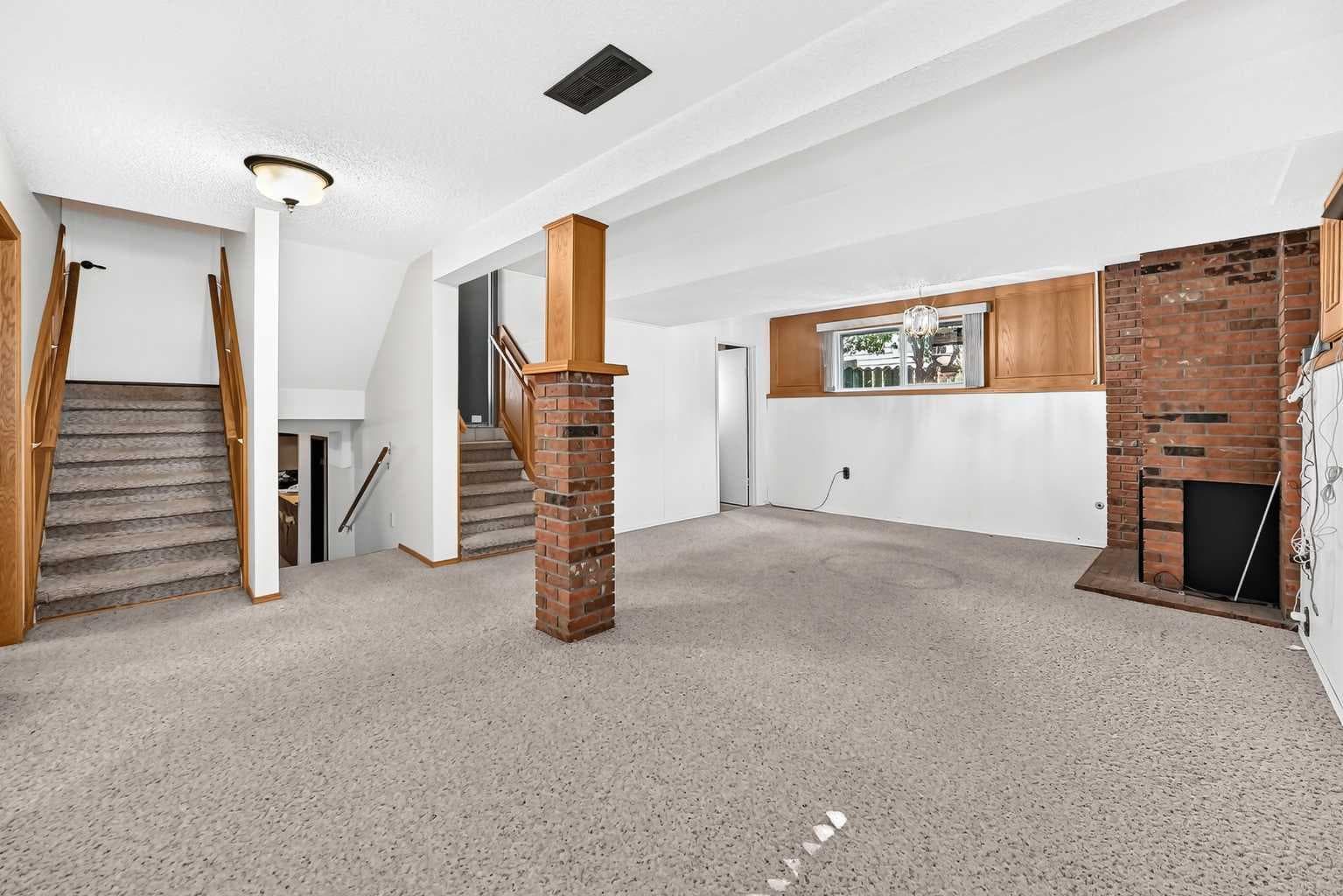15 Maidstone Place NE