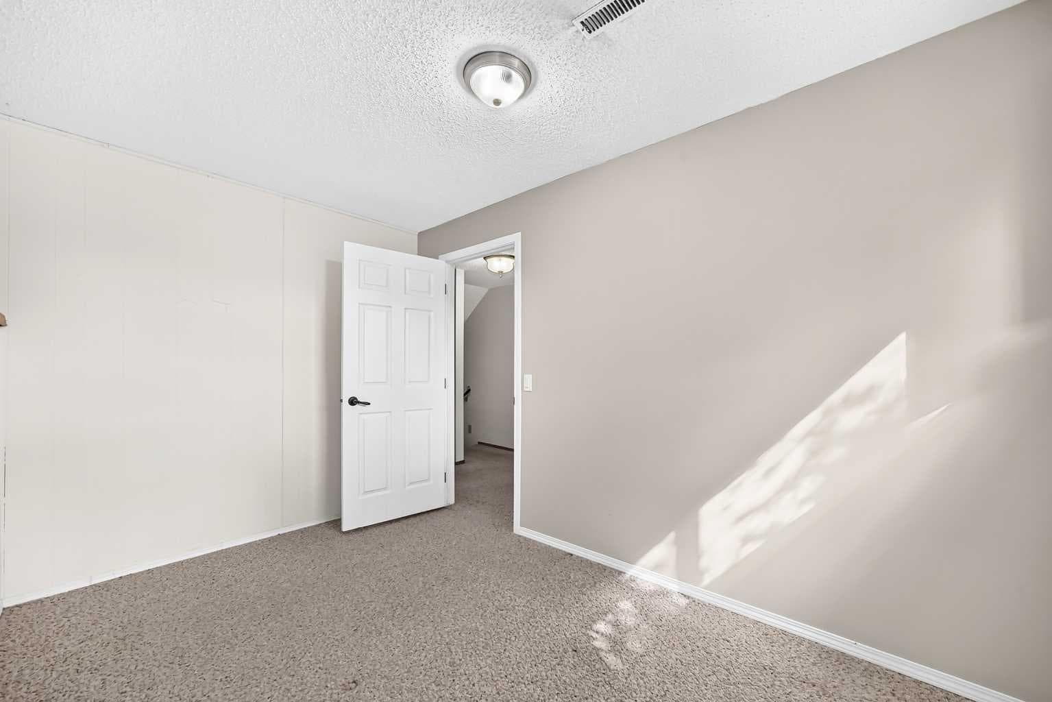 15 Maidstone Place NE