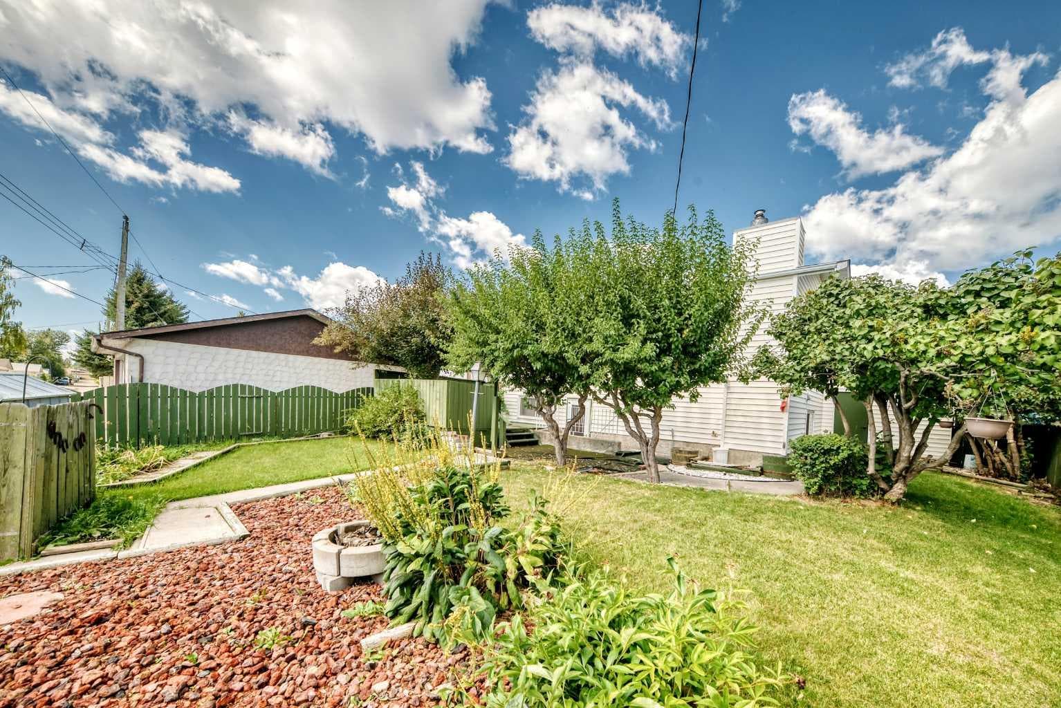 15 Maidstone Place NE