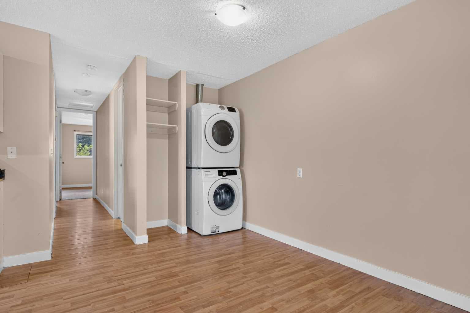 112 Abalone Place NE