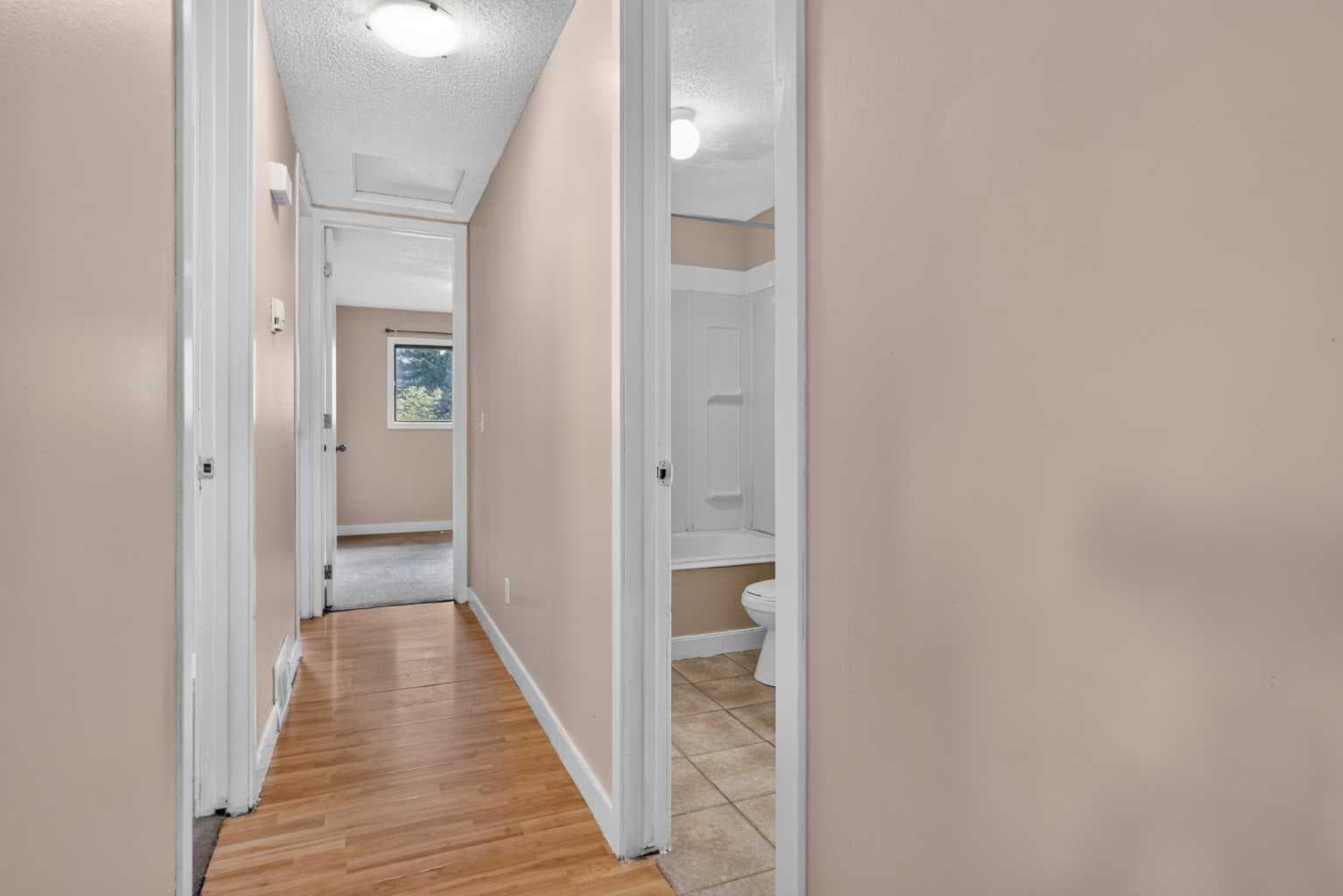 112 Abalone Place NE
