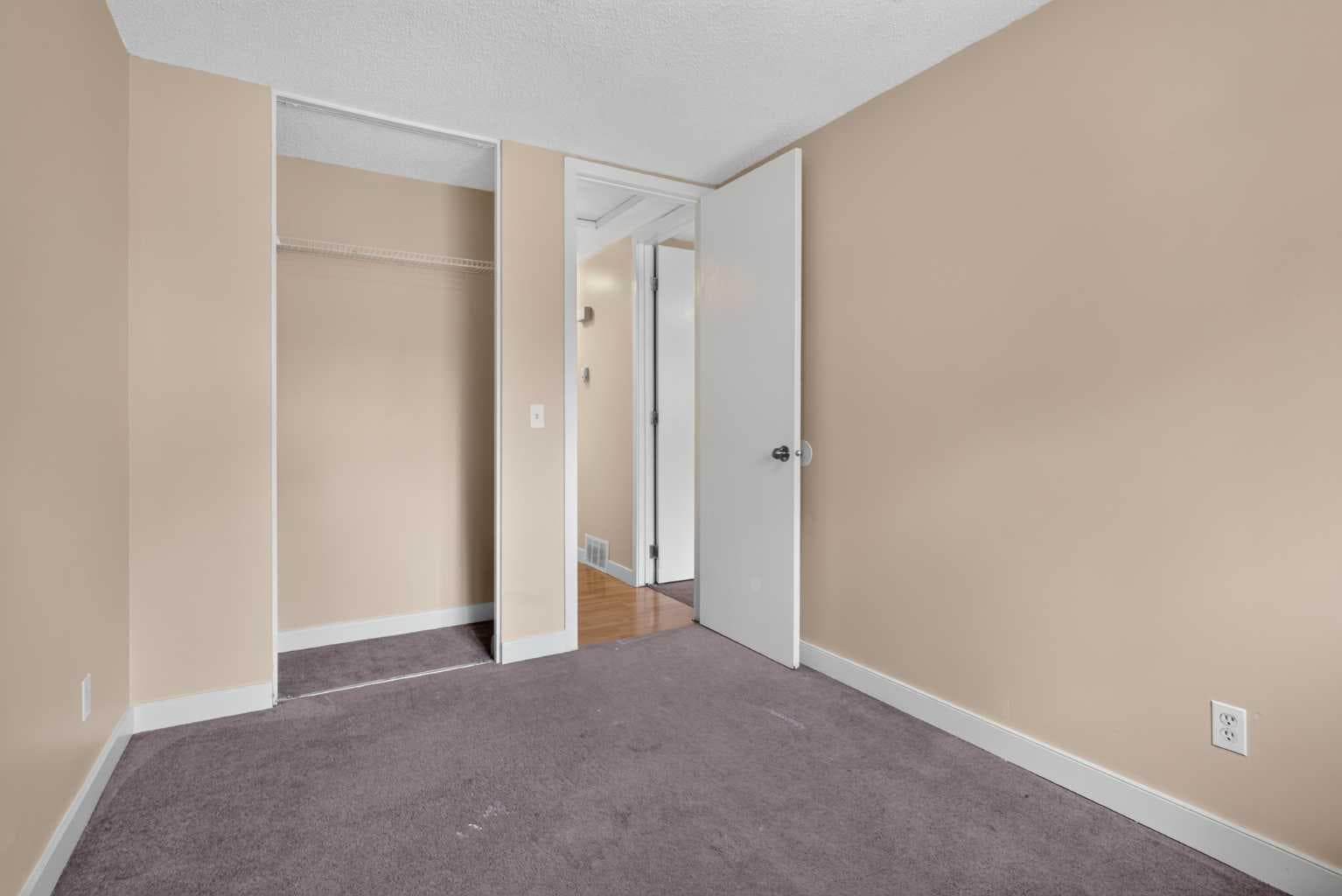 112 Abalone Place NE