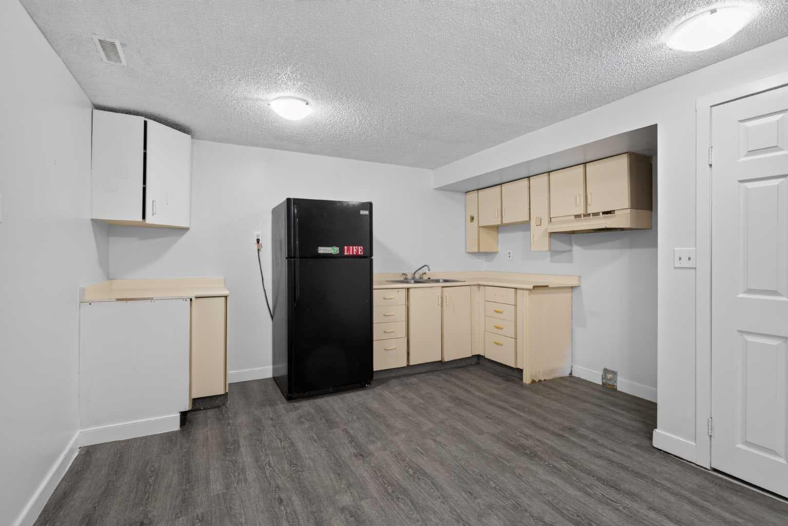 112 Abalone Place NE