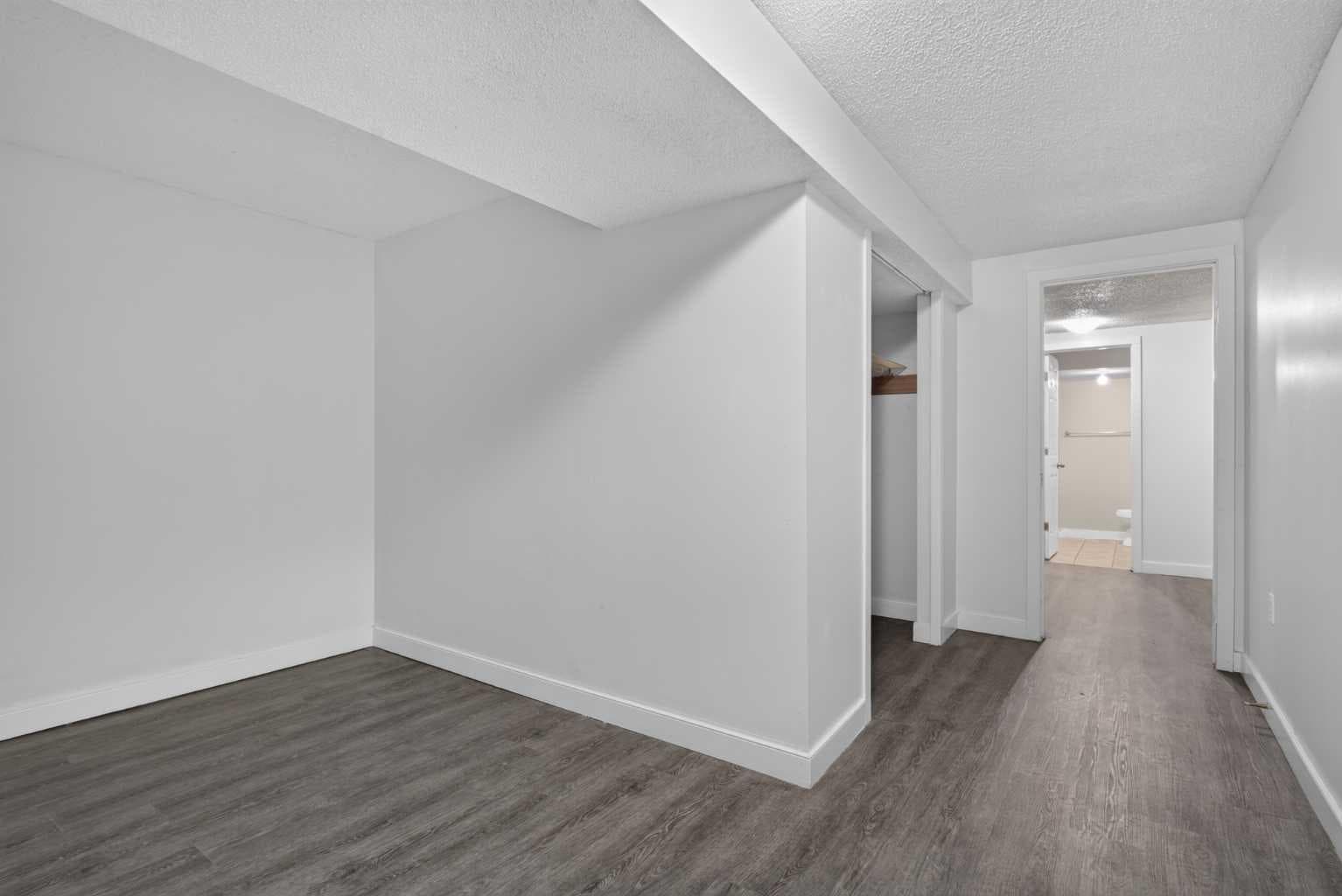 112 Abalone Place NE