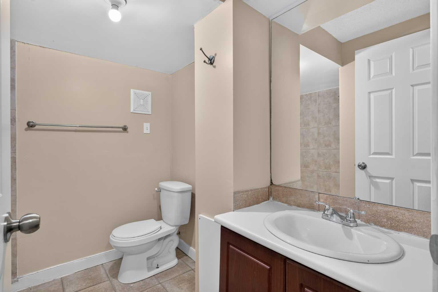 112 Abalone Place NE