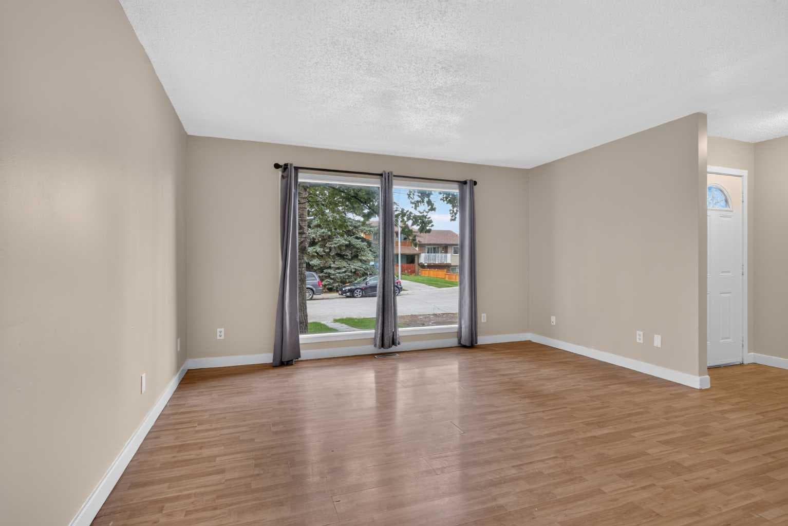 112 Abalone Place NE
