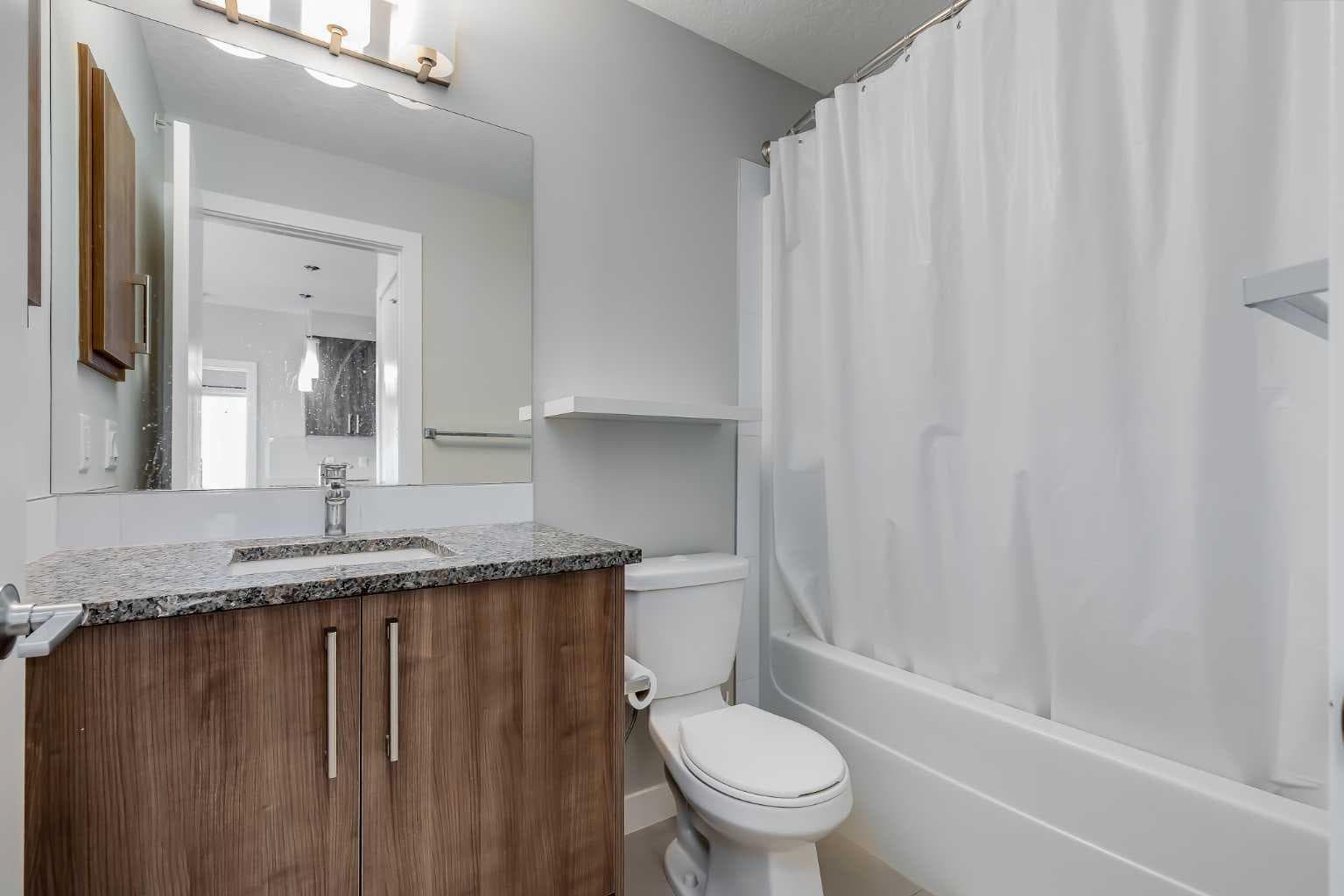 302, 20 Sage Hill Terrace NW