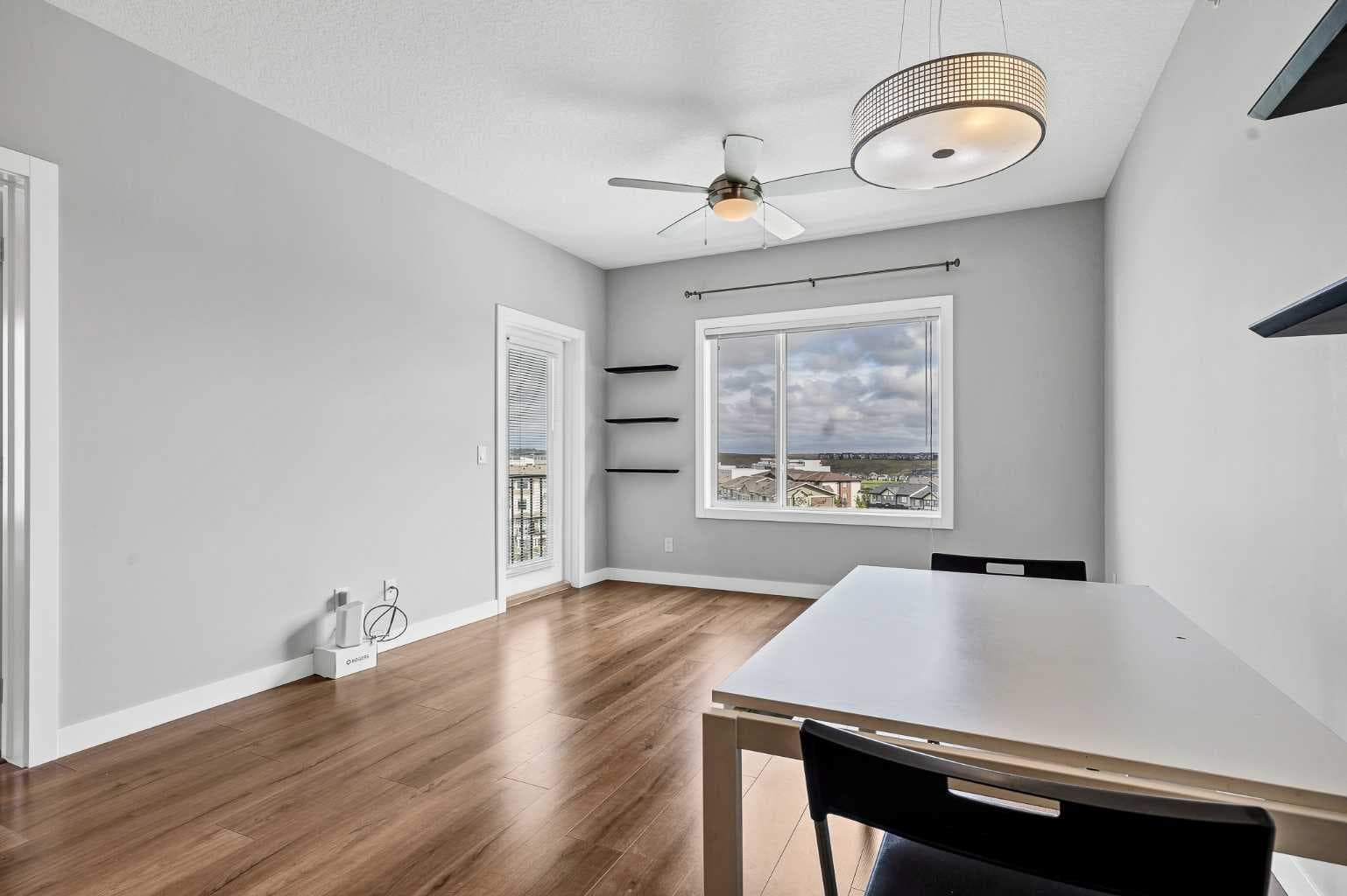 302, 20 Sage Hill Terrace NW
