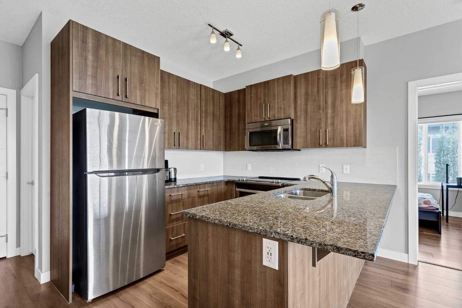 302, 20 Sage Hill Terrace NW