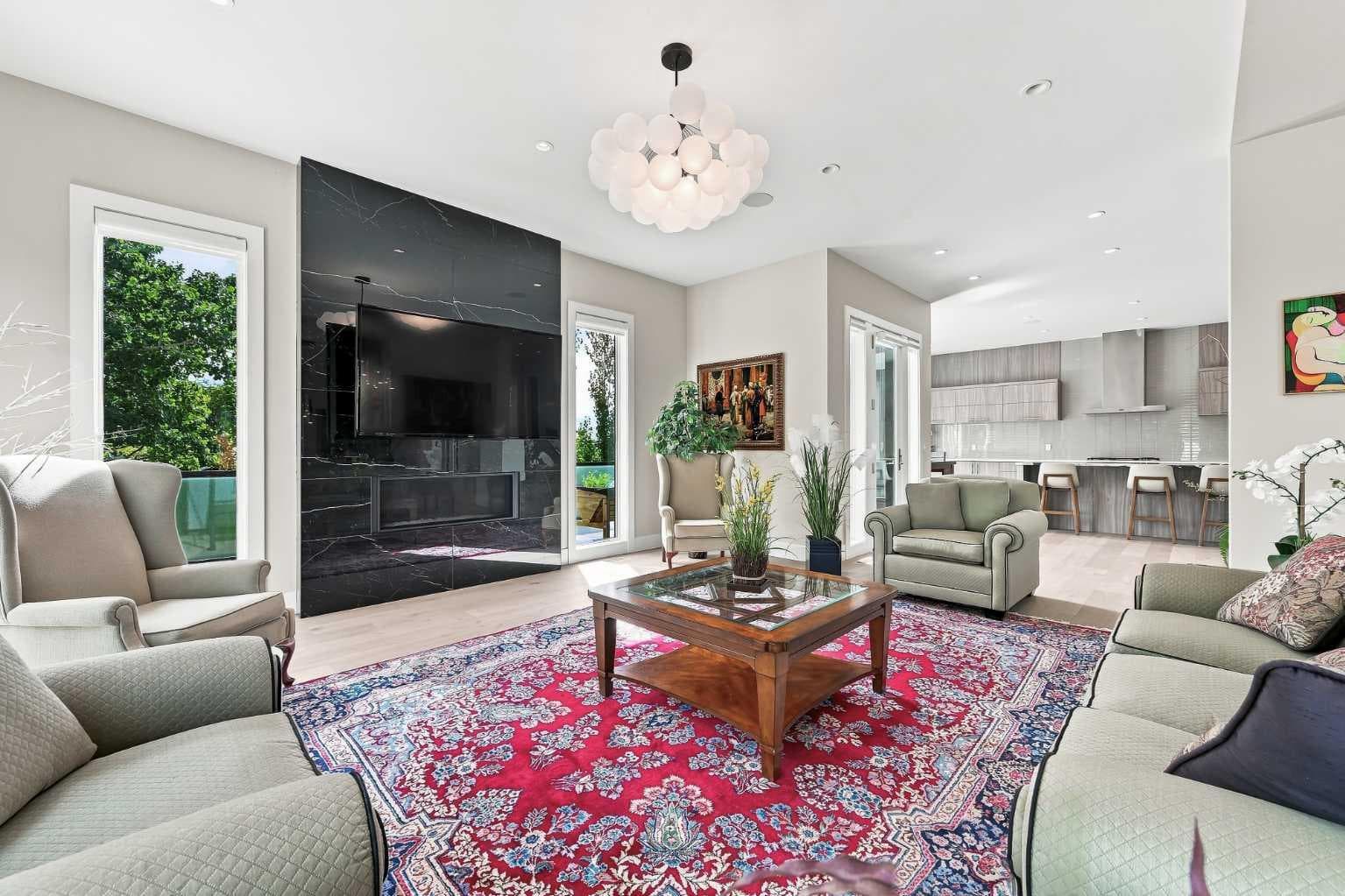234 Fortress Bay SW