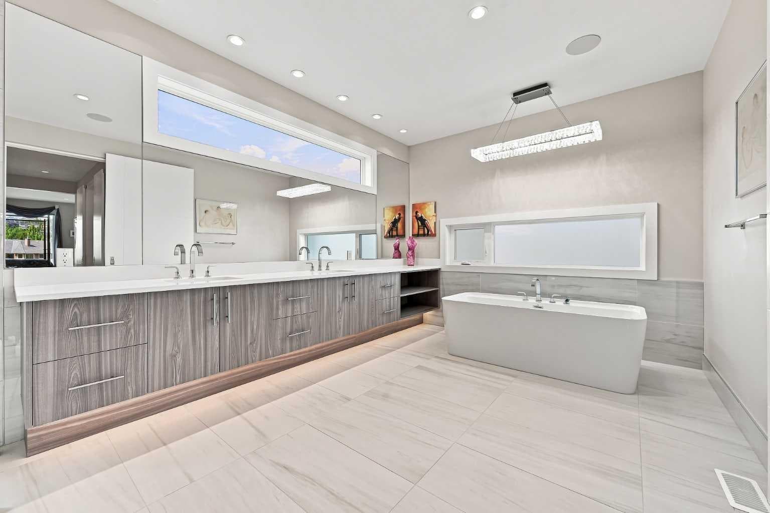 234 Fortress Bay SW