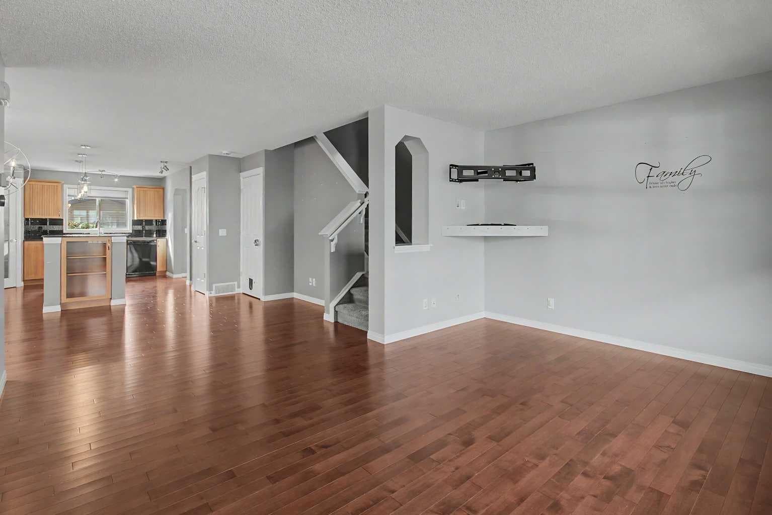 156 Morningside Manor SW
