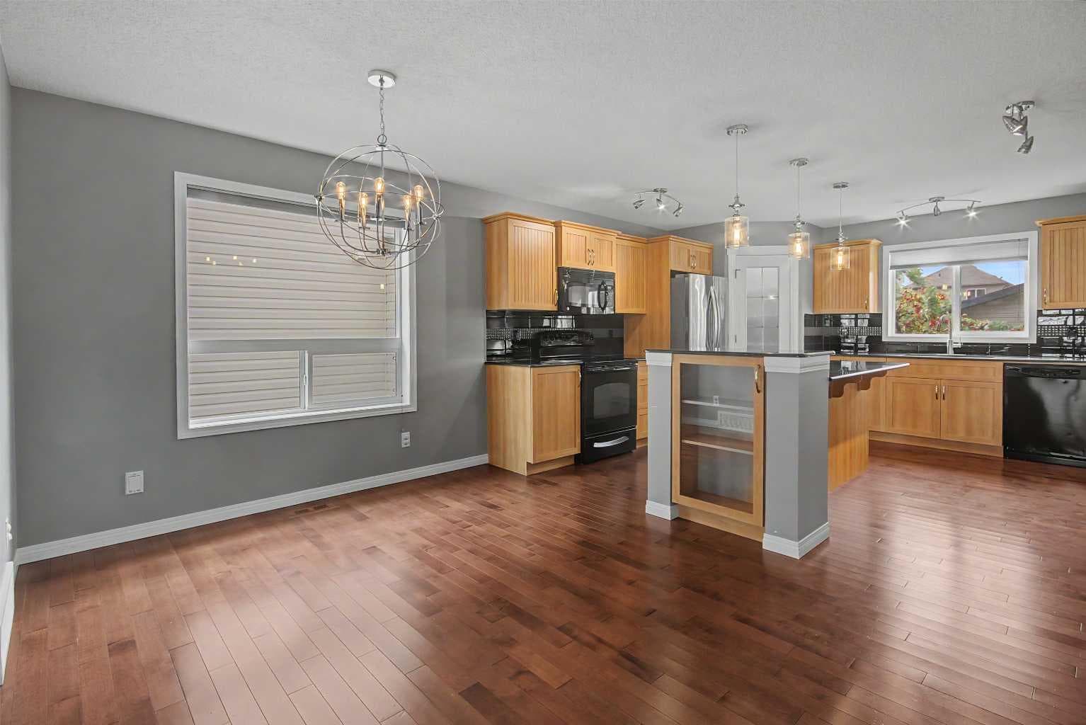 156 Morningside Manor SW