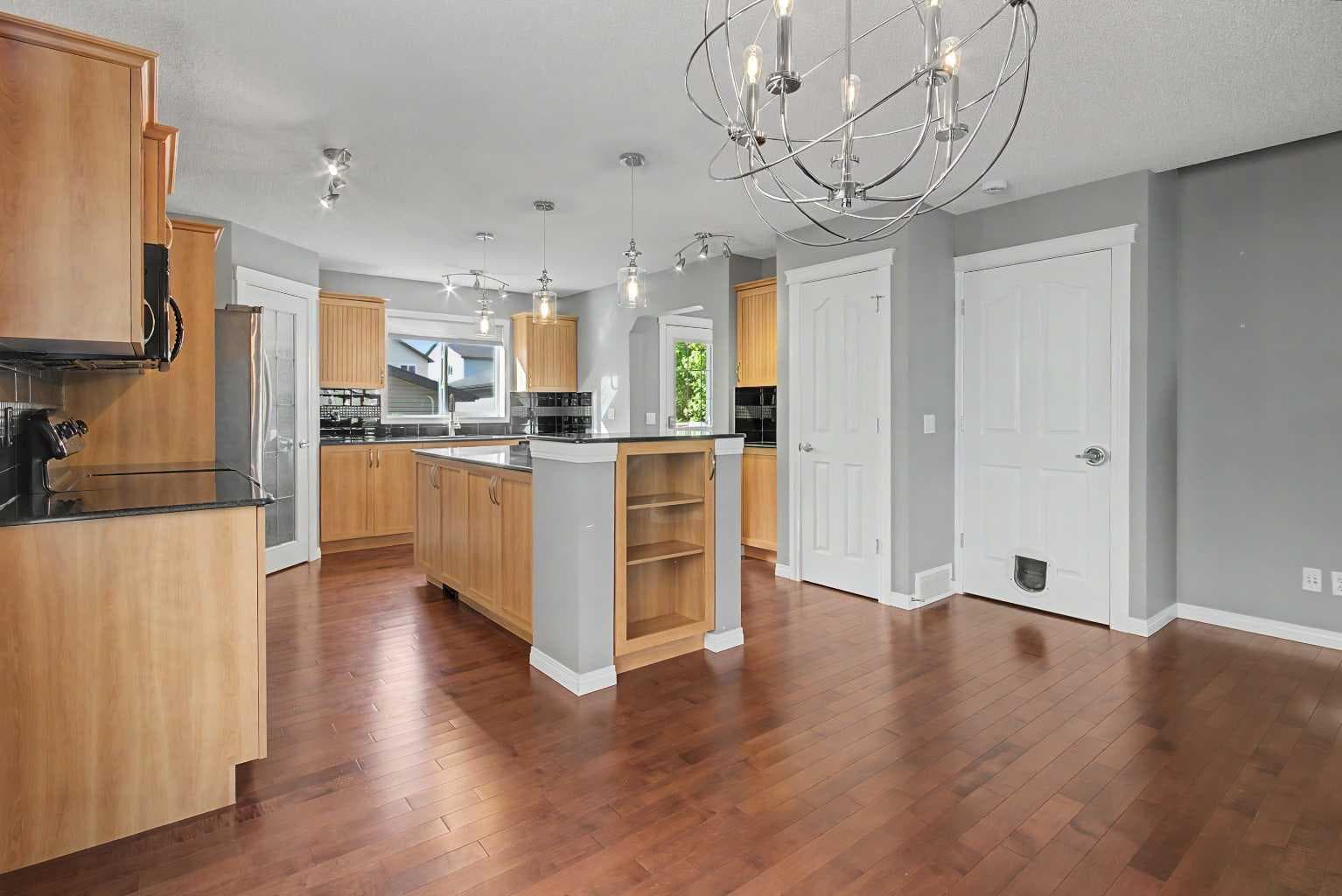 156 Morningside Manor SW