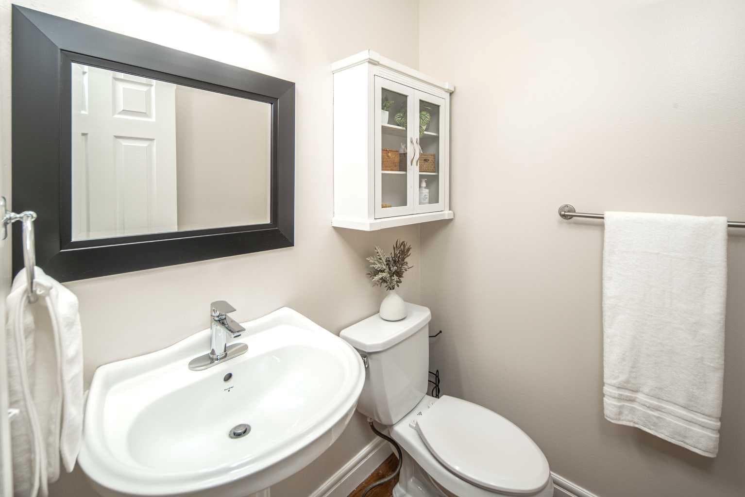 42, 380 Bermuda Drive NW