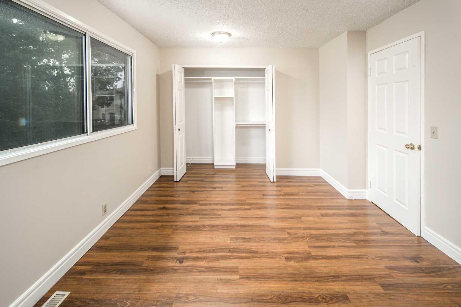 42, 380 Bermuda Drive NW