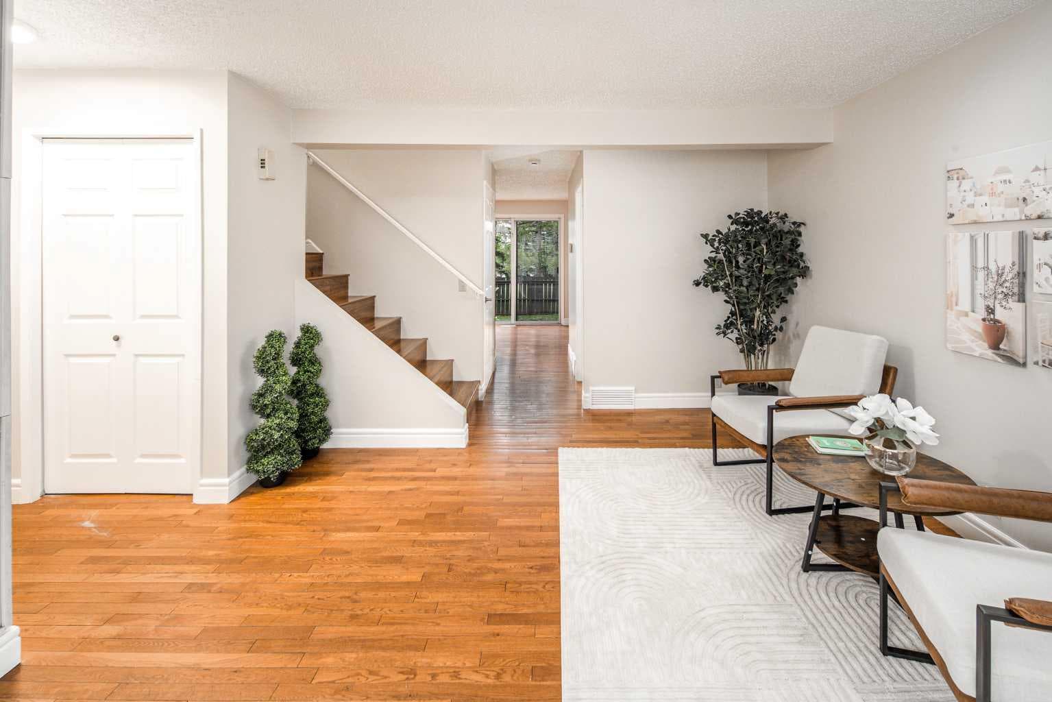 42, 380 Bermuda Drive NW