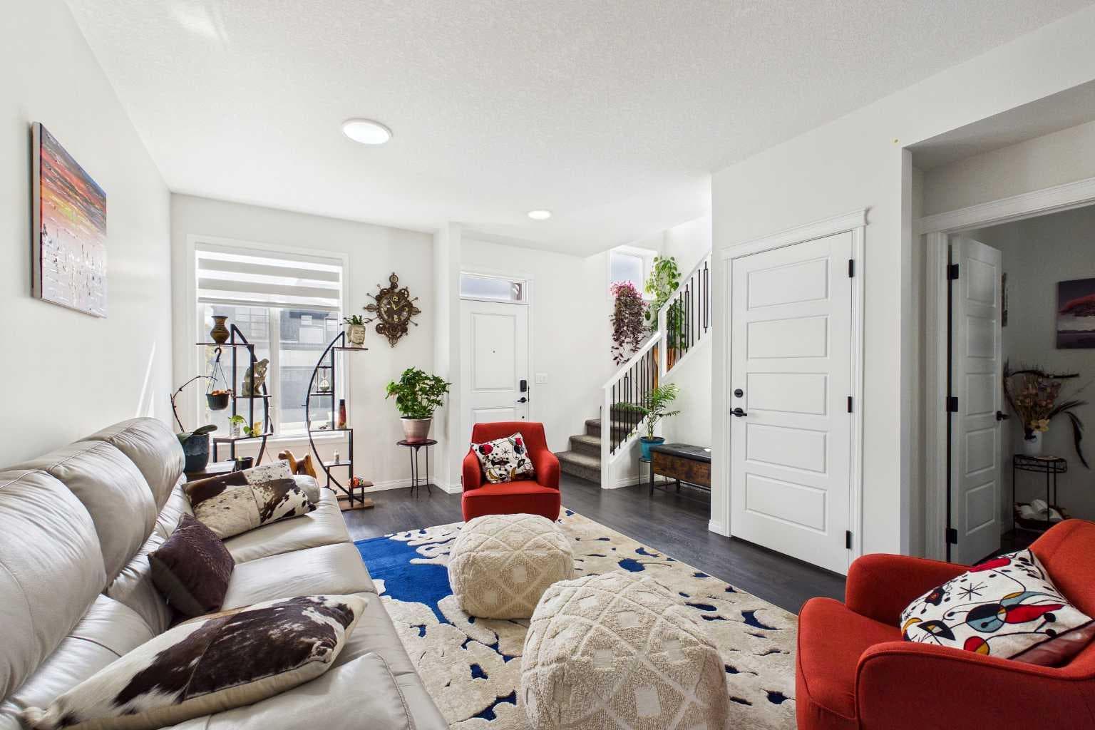 24 Rowmont Common NW