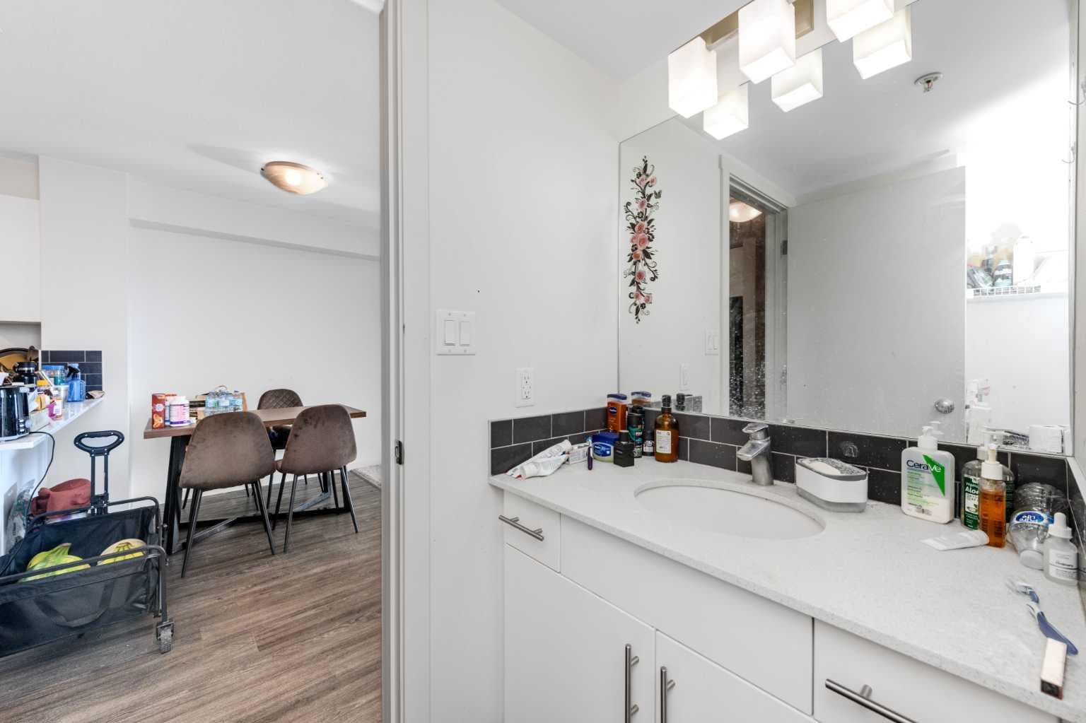 2314, 181 Skyview Ranch Manor NE