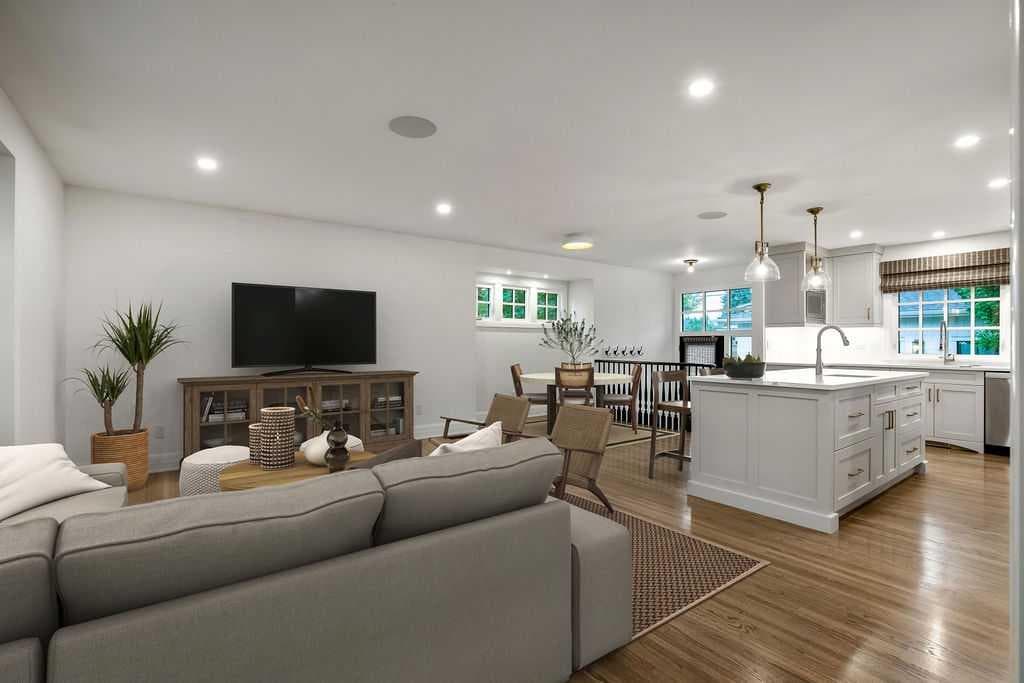 256 Westminster Drive SW