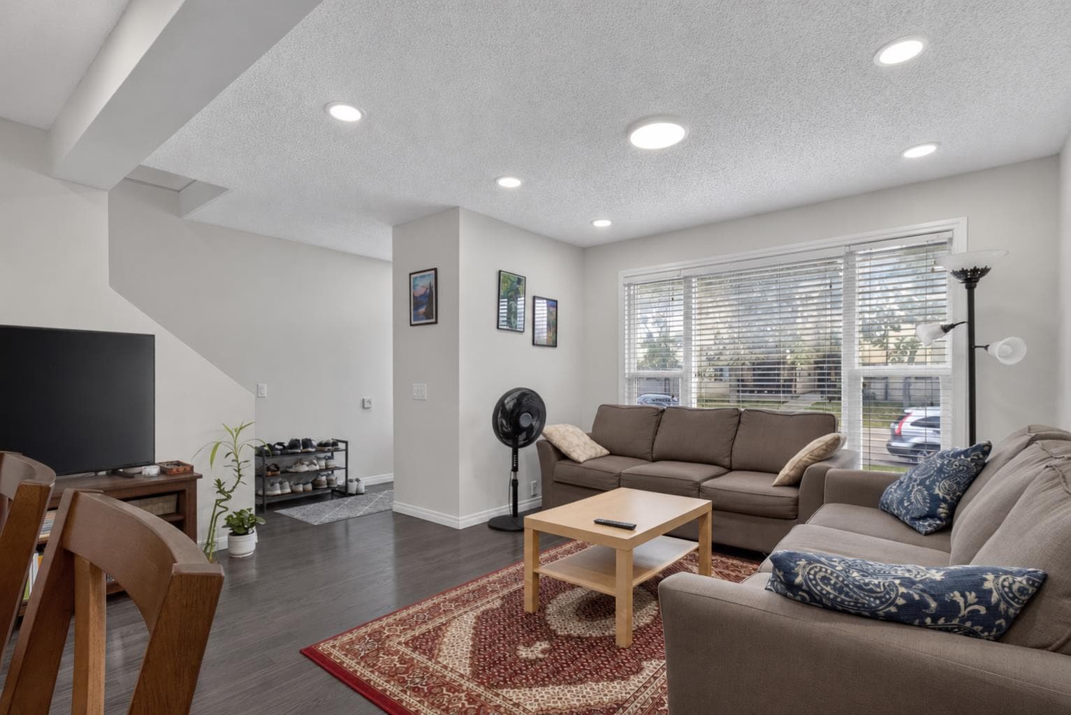 369 Falshire Drive NE