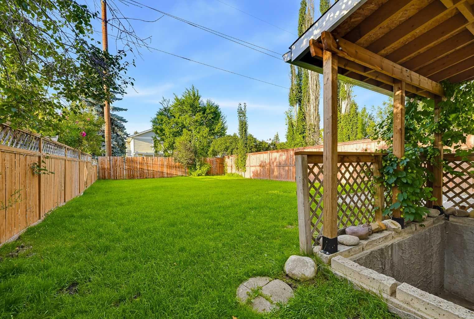13 Shawglen Court SW