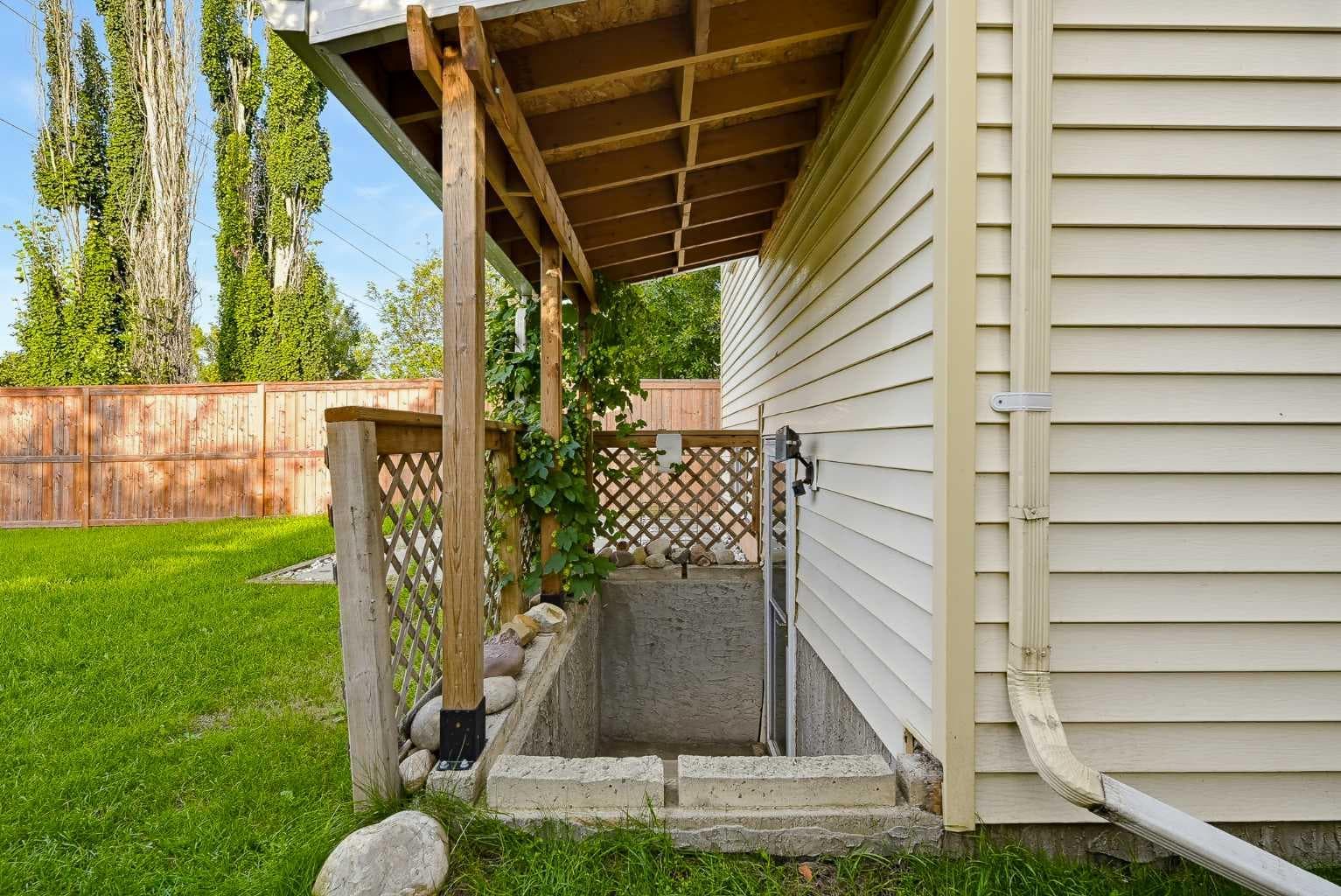 13 Shawglen Court SW