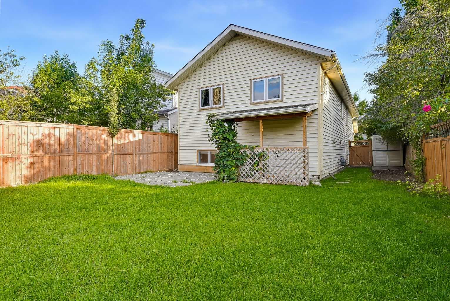13 Shawglen Court SW