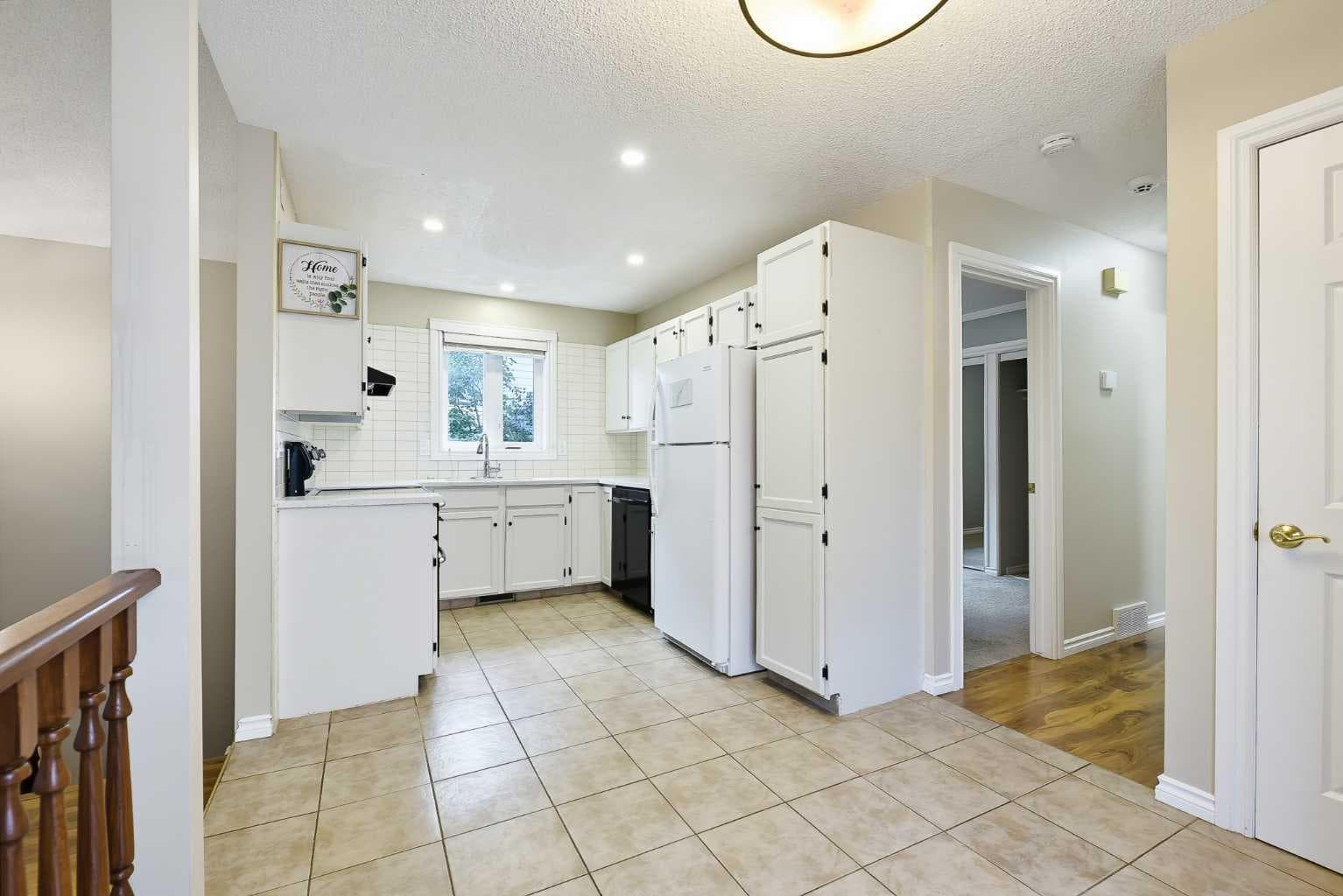 13 Shawglen Court SW