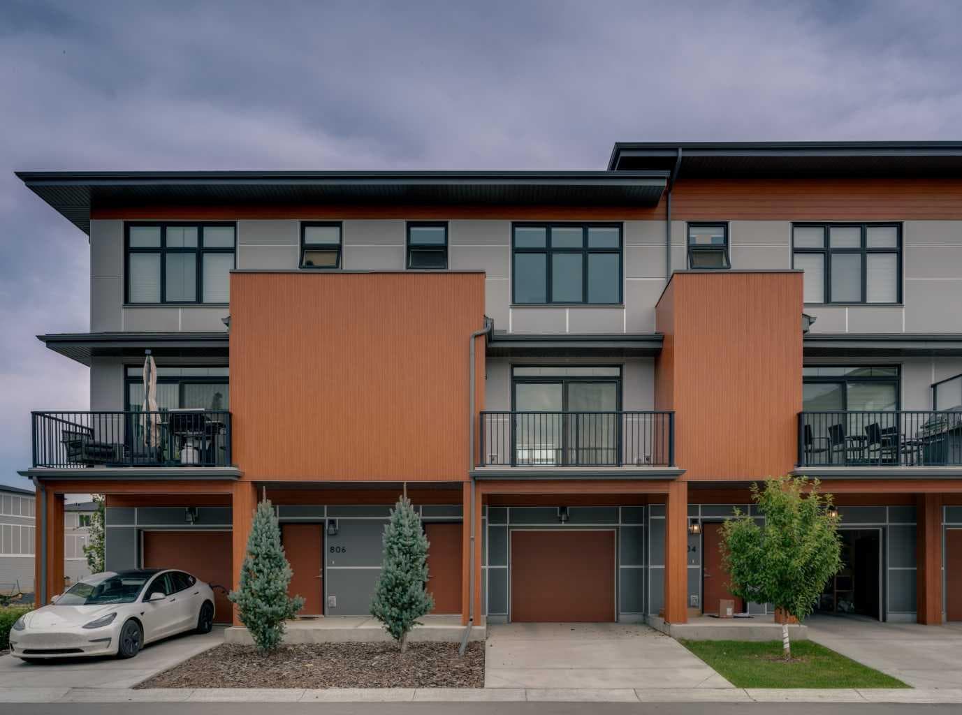 805, 400 Belmont Street SW