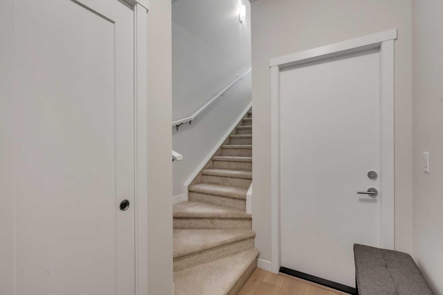 805, 400 Belmont Street SW