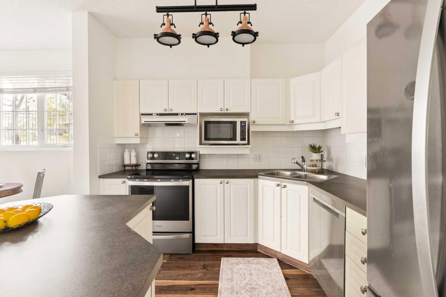 142, 5201 Dalhousie Drive NW